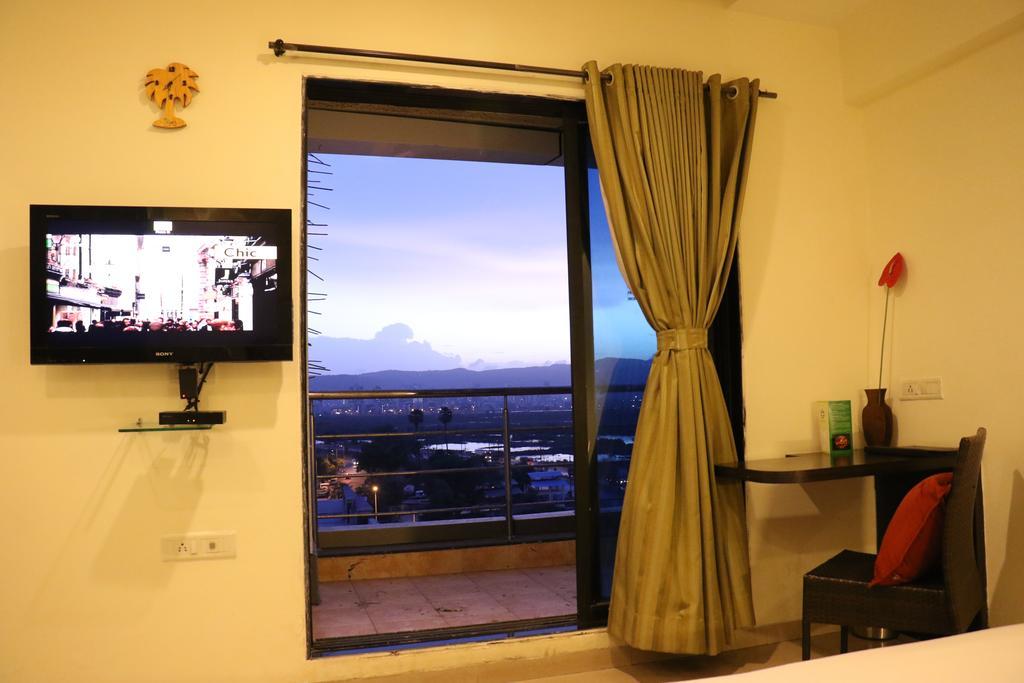 Pallavi A'Vida Navi Mumbai Exterior photo